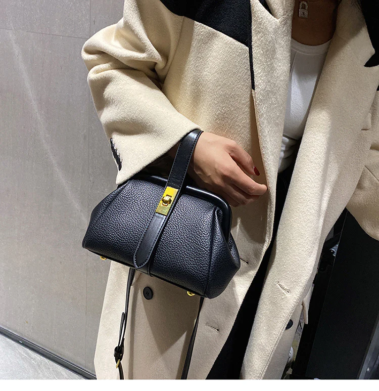 Bolsa Feminina de Couro Alexia - Image 3