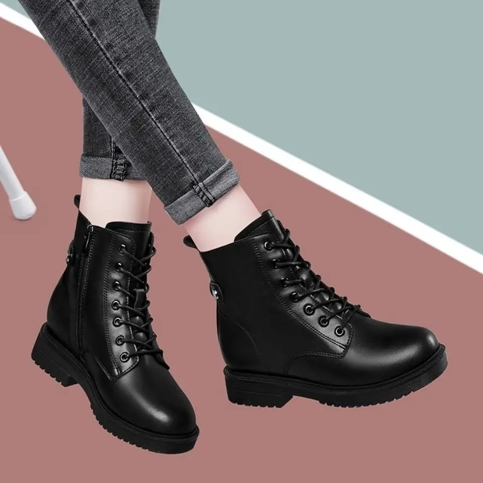 Bota Feminina em Couro - Carolina Stary - Image 2