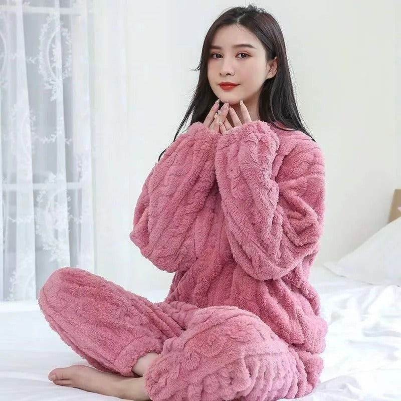 Conjunto Pijama Feminino Aveludado Para o Frio - Image 4