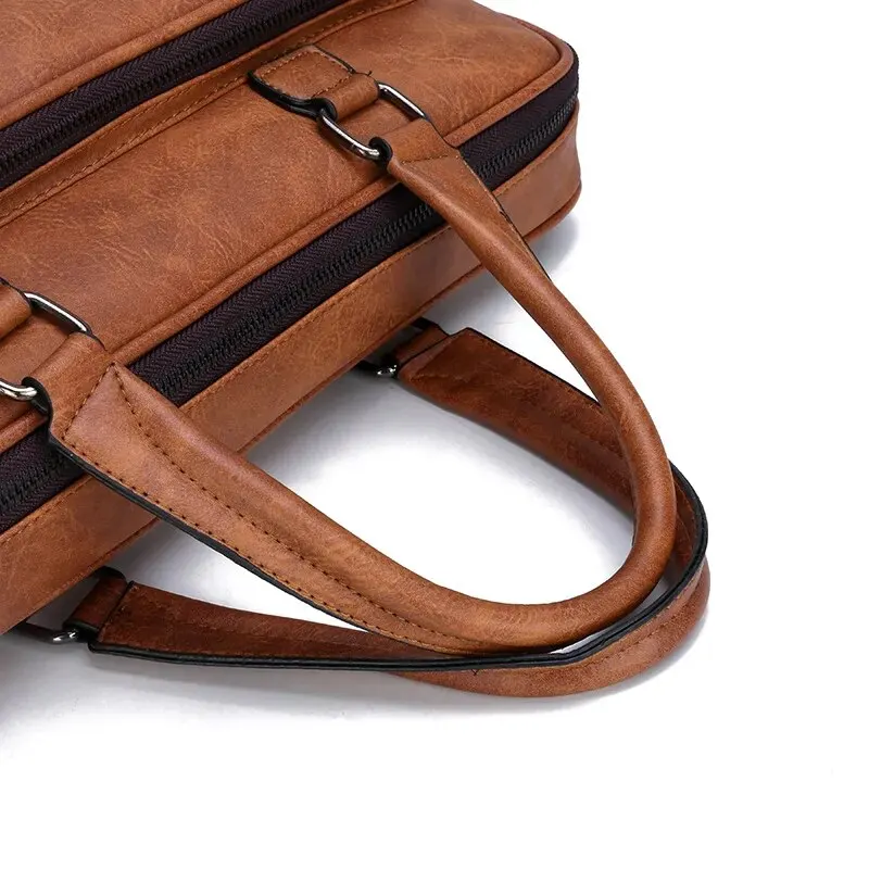 Maleta Masculina em Couro Nobre - Business Pro - Image 4