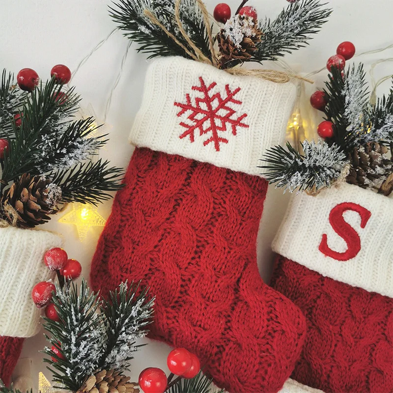 Meia de Natal Tricô Alfabeto Floco de Neve Decoração - Image 4