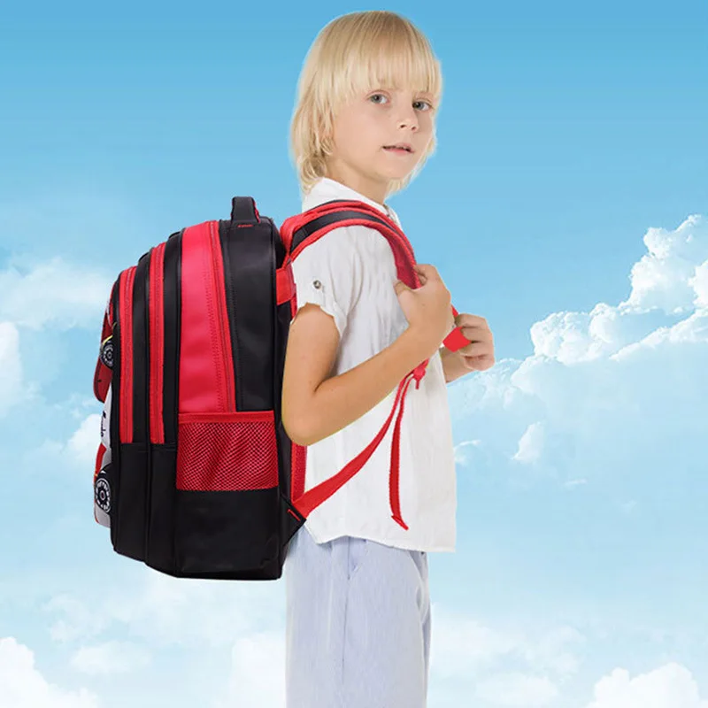 Mochila Escolar Infantil Carro de Corrida 3D - Image 5