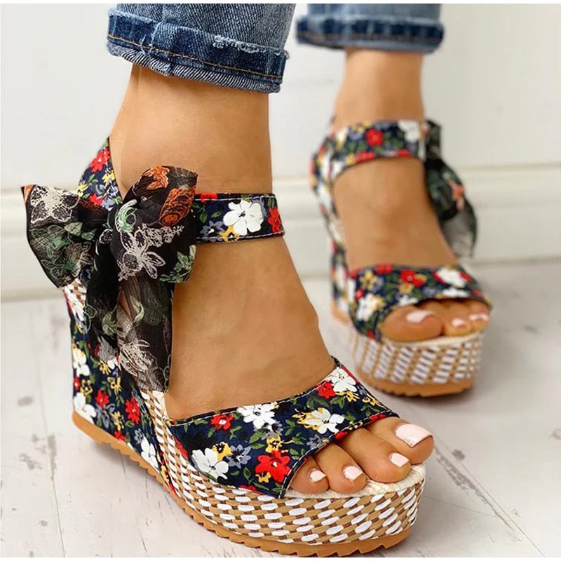 Sandália Salto Anabelle Lançamento Primavera / Verão Com Estampa Floral - Pérola + Frete Grátis - Image 3