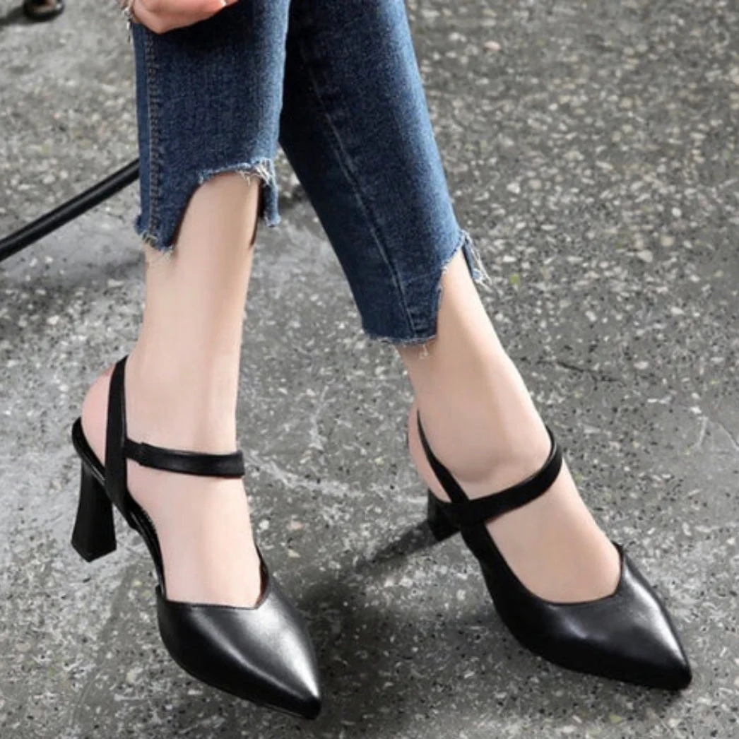 Scarpin de Couro - Salto Bloco Confortável (Promoção Queima de Inverno) - Image 3