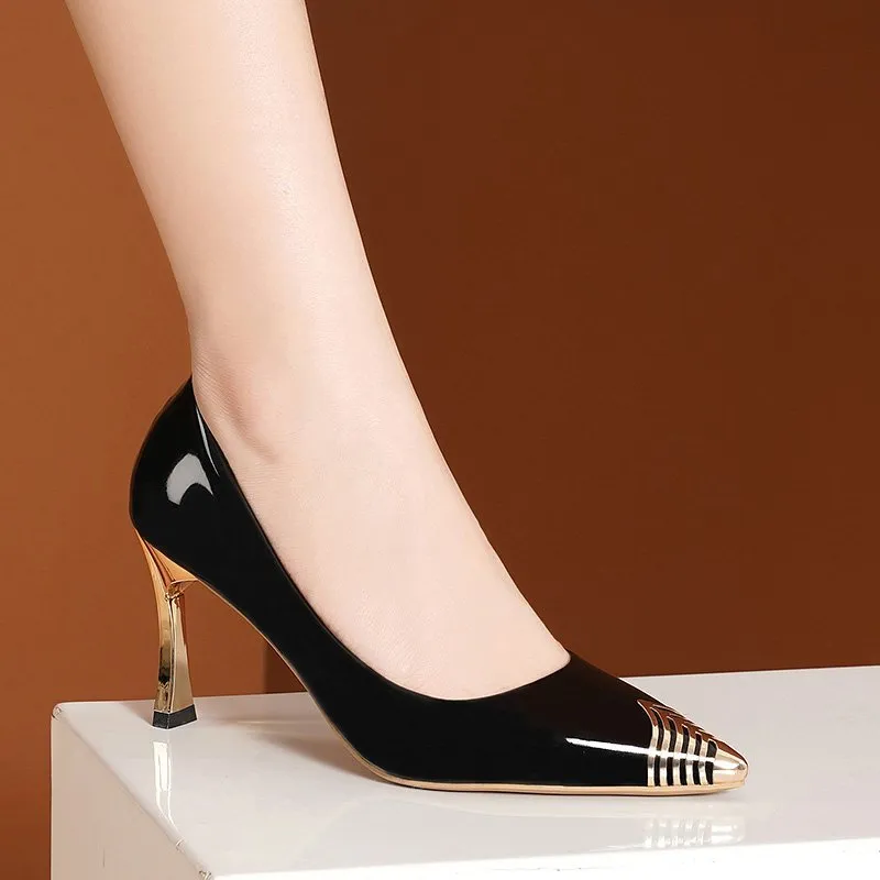 Scarpin LuxeLine de Salto Alto Cintilante - Image 4